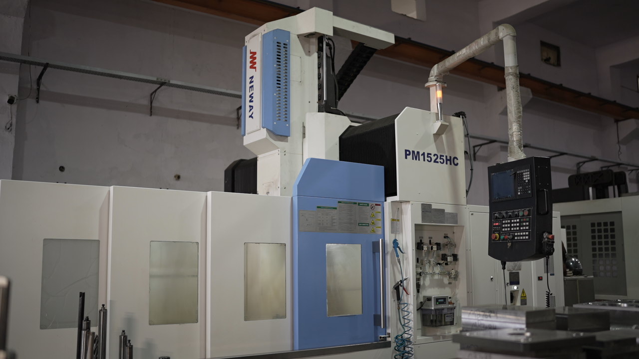 Mould Base Manufacturers | Progressive Tooling System